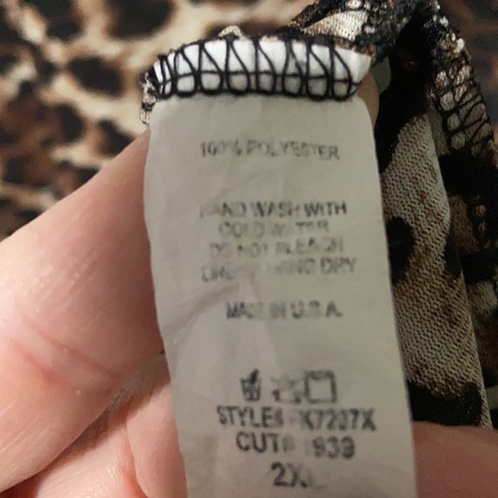 Free kisses women’s leopard print sheer ruffled tank top size 2X - Picture 6 of 9